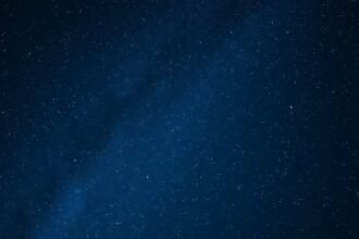 Csillagos égbolt a csend erejéről